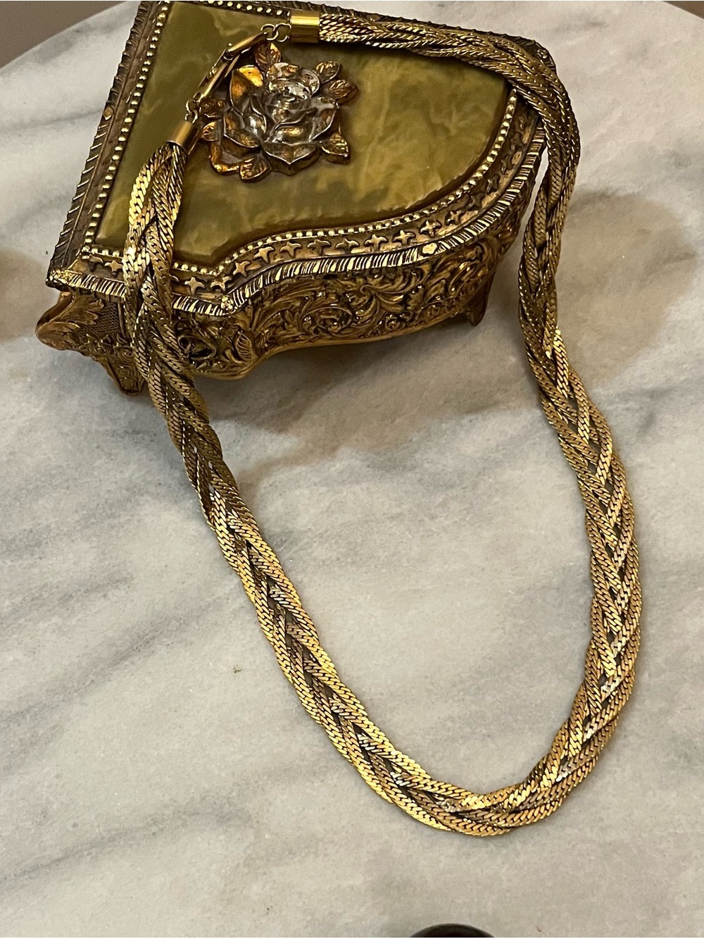 Vintage Gold Tone Braided Herringbone Mesh Chain Necklace • 17"